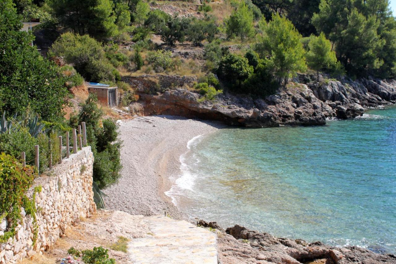Seaside Secluded Cove Torac, Hvar - 4875 Appartamento Gdinj